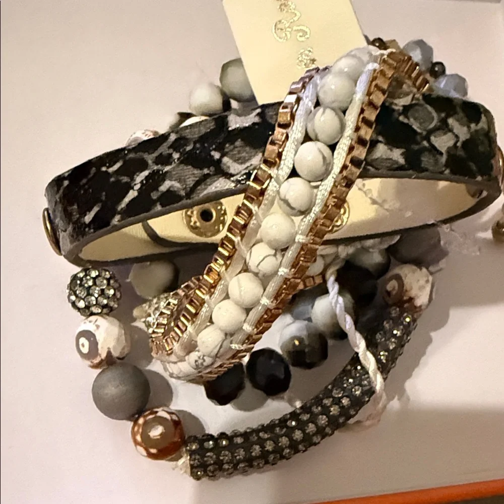 NWT Ashlyn & Rose Multi-Color Mixed Bead Bracelet Set - Picture 8 of 8